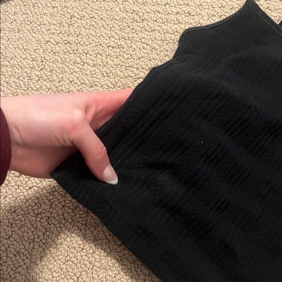 American Eagle Outfitters Black Camisole Top Textured Extra Small - Picture 3 of 4